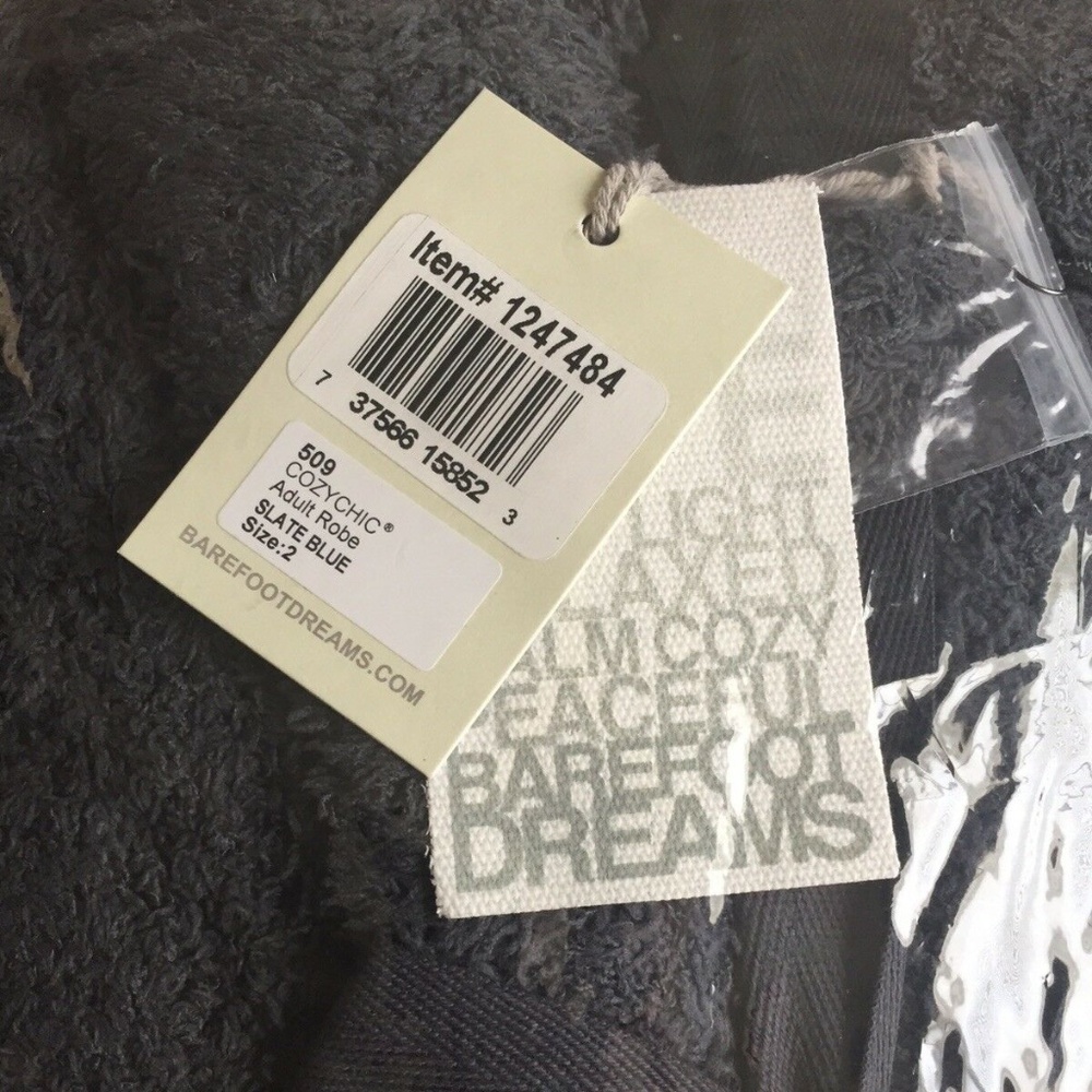 Barefoot Dreams Adults CozyChic Adult Robe - Picture 6 of 6